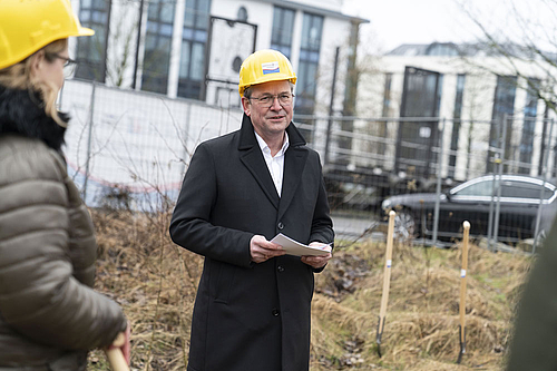 Michael Dreier beim Spatenstich