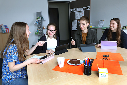 Medienscouts werden von INCONY unterstützt