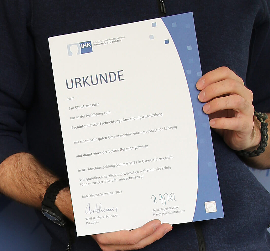 Auszeichnung für Azubi Christian Leder IHK Auszeichnung für INCONY-Azubi
