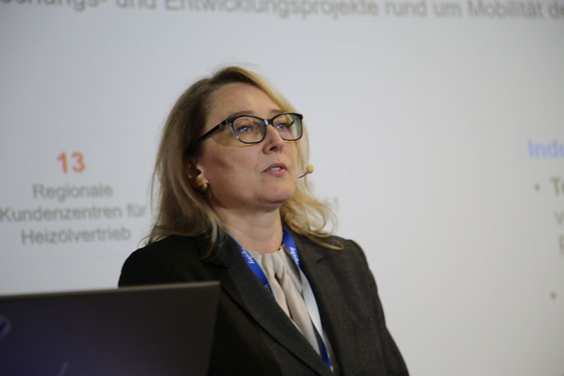 Referentin Natalya Kortmann von Total Energies Natalya Kortmann von Total Energies beim PIM-Forum