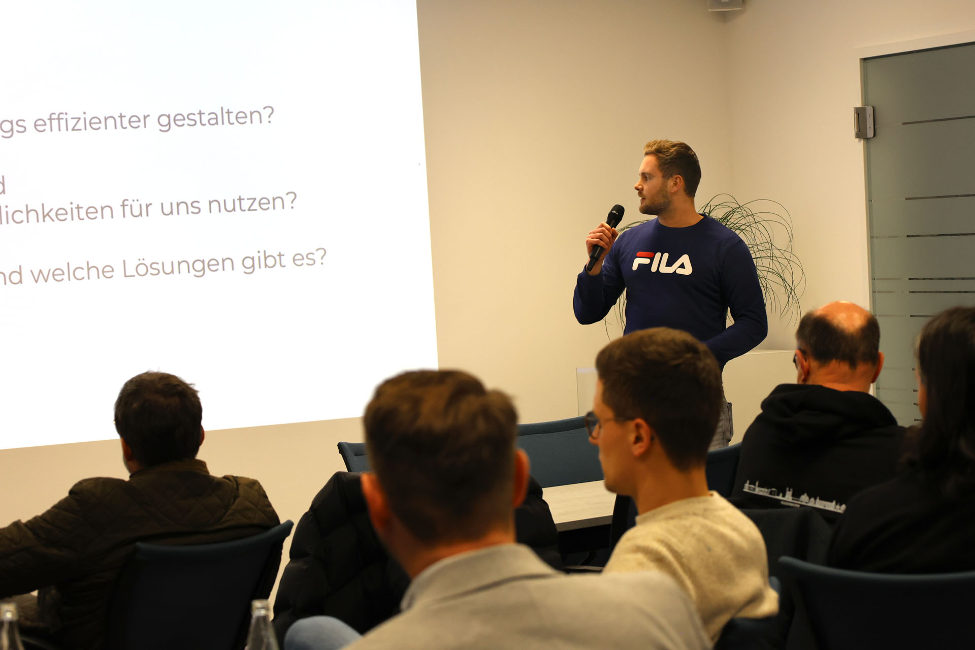 Impulsvortrag zu KI-Agenden beim KI-Meetup