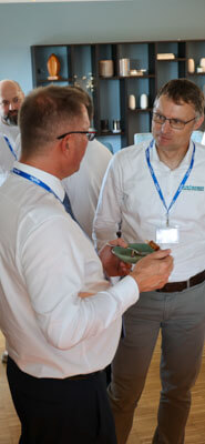 Austausch zwischen Kunden, Partnern und Interessenten beim PIM-Forum